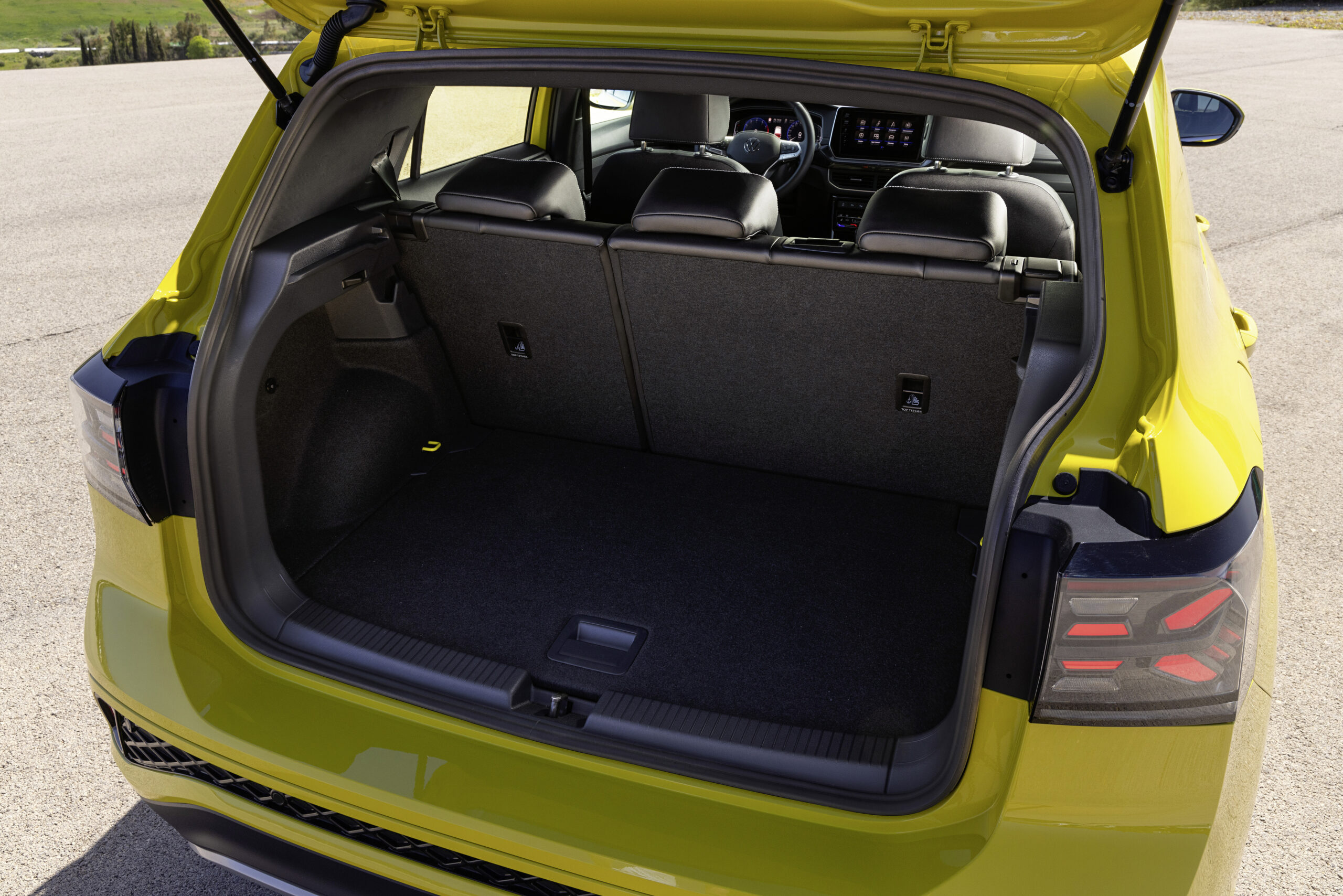 Volkswagen T-Cross - Noleggio No Scoring + Kasco Totale Danni - immagine 11