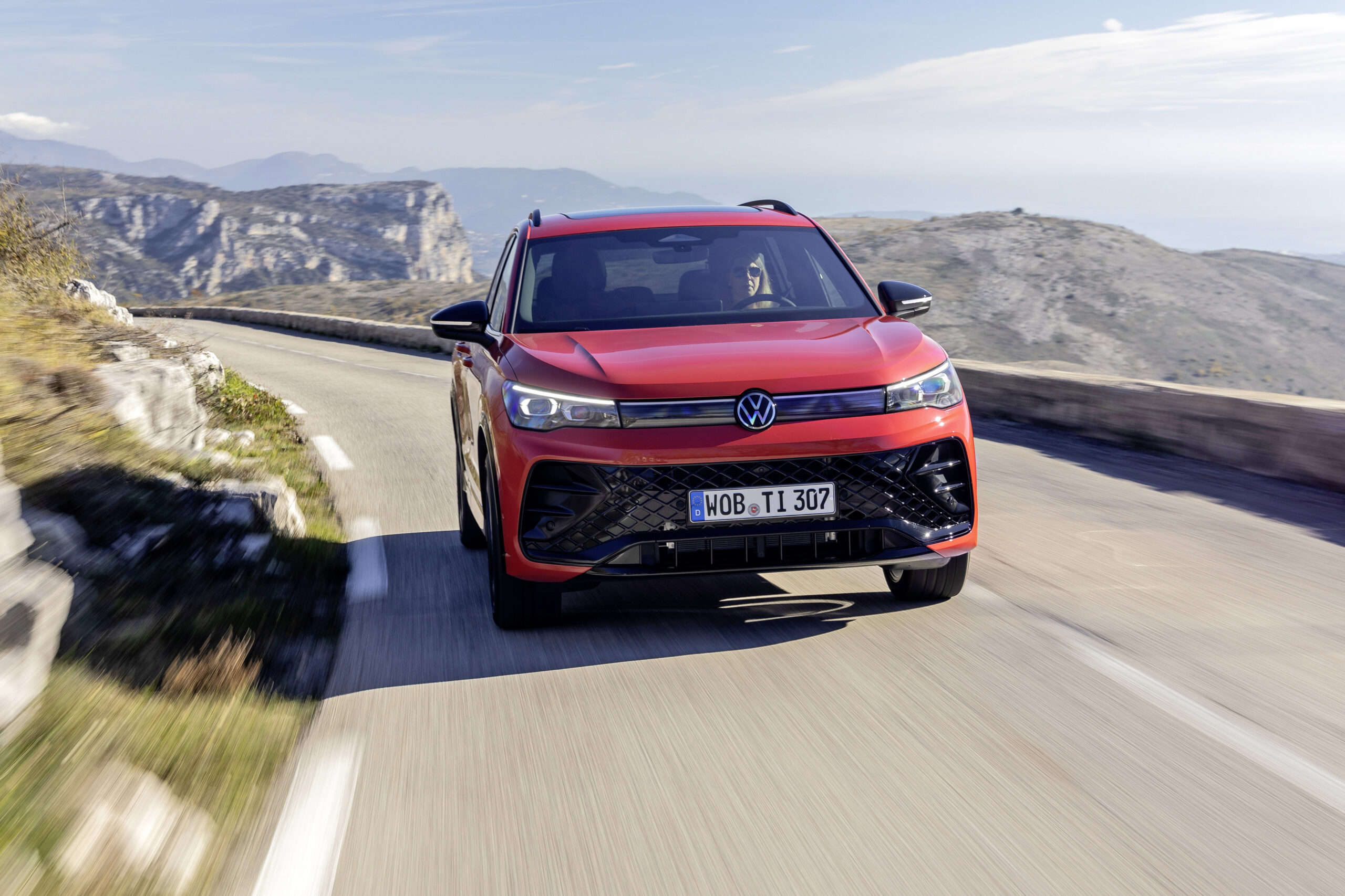 Volkswagen Tiguan (Automatica) - Noleggio No Scoring + Kasco Totale Danni - immagine 2