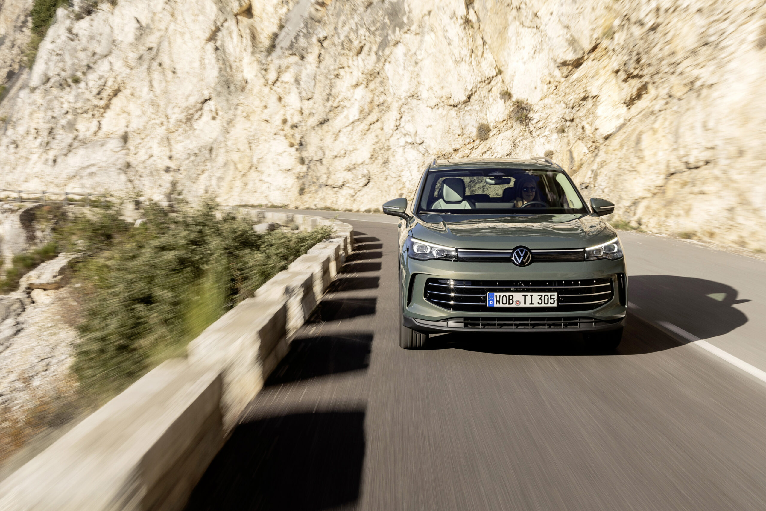 Volkswagen Tiguan (Automatica) - Noleggio No Scoring + Kasco Totale Danni - immagine 3