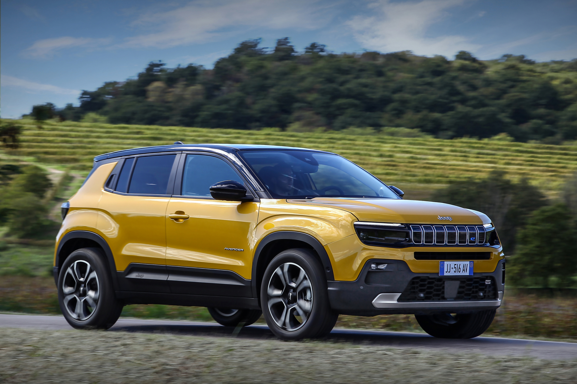 Jeep Avenger (Automatica e Manuale) - Noleggio No Scoring + Kasco Totale Danni - immagine 6