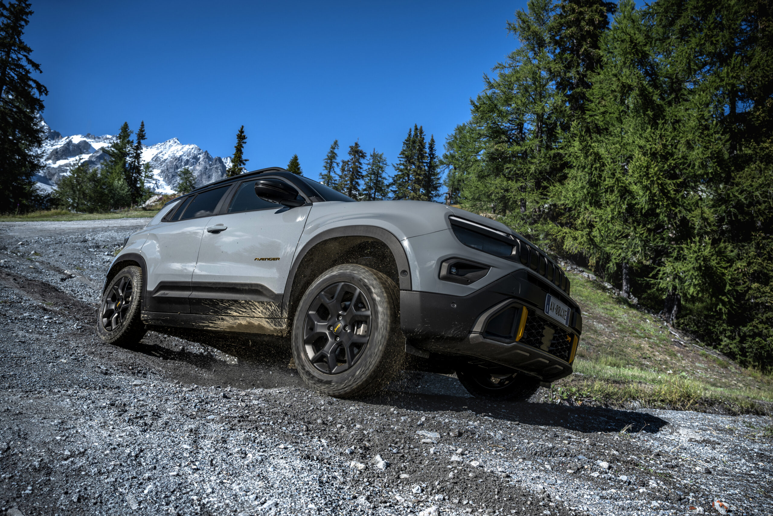 Jeep Avenger (Automatica e Manuale) - Noleggio No Scoring + Kasco Totale Danni - immagine 4