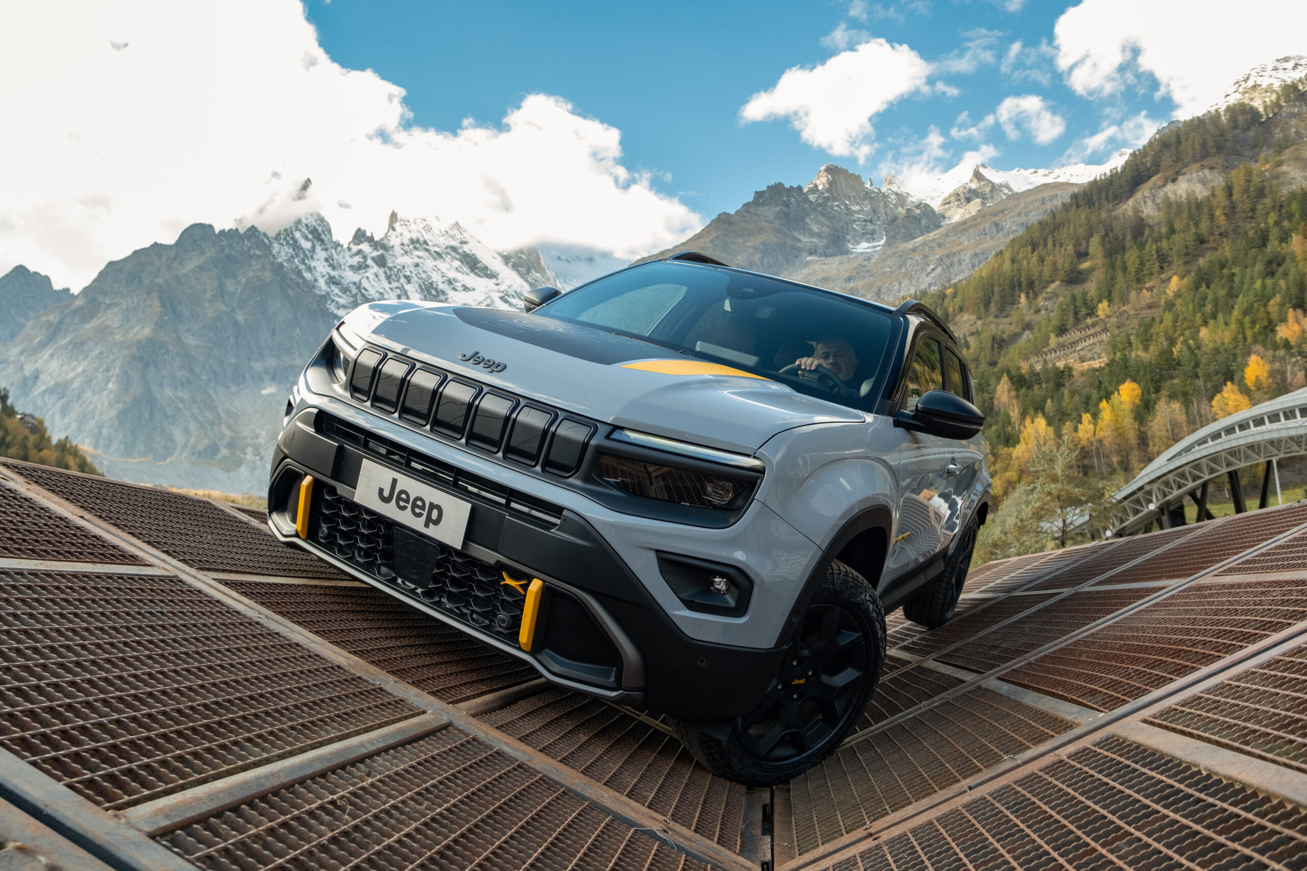 Jeep Avenger (Automatica e Manuale) - Noleggio No Scoring + Kasco Totale Danni - immagine 5