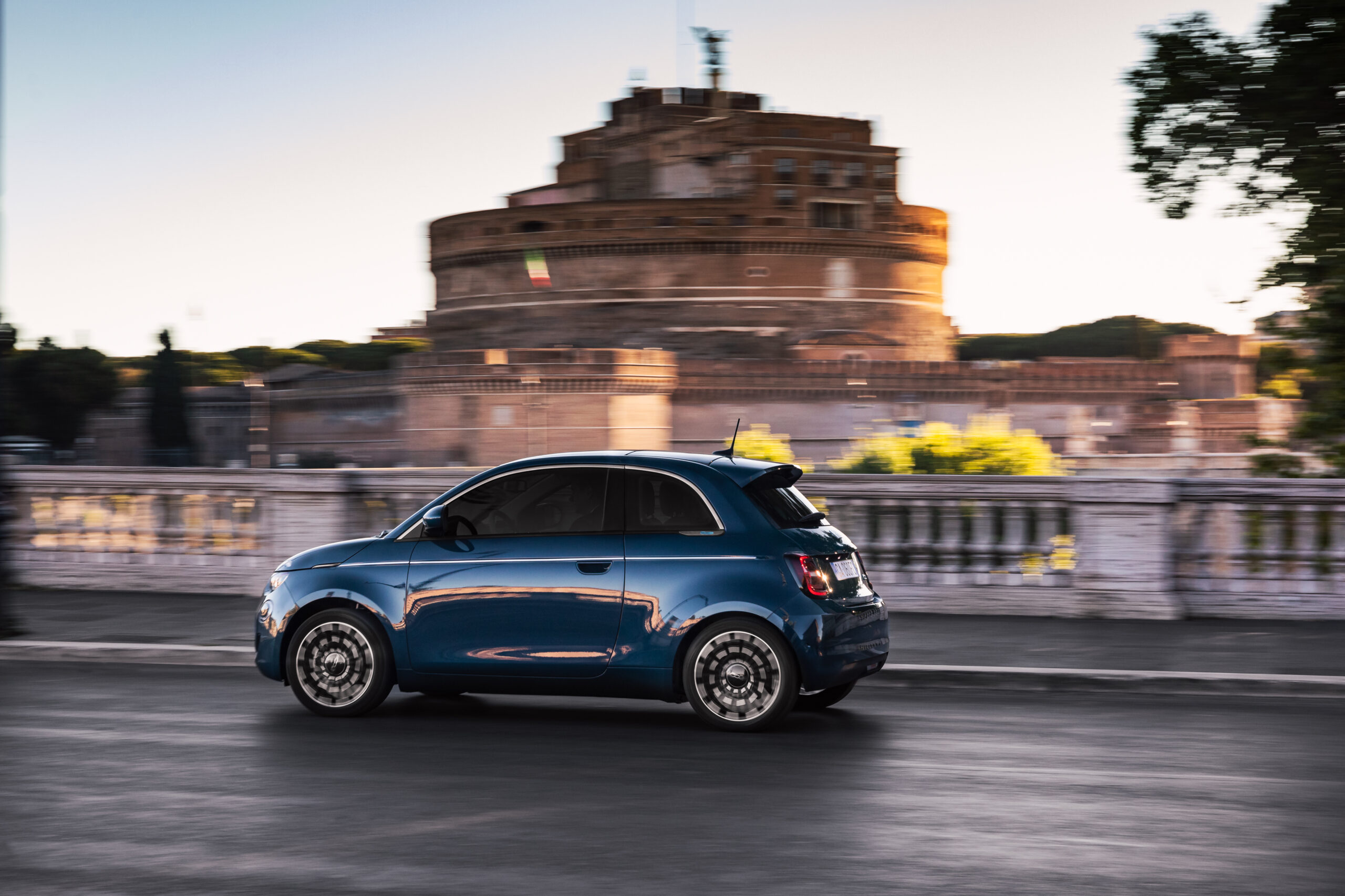 Fiat 500 3 porte - Noleggio No Scoring + Kasco Totale Danni - immagine 2