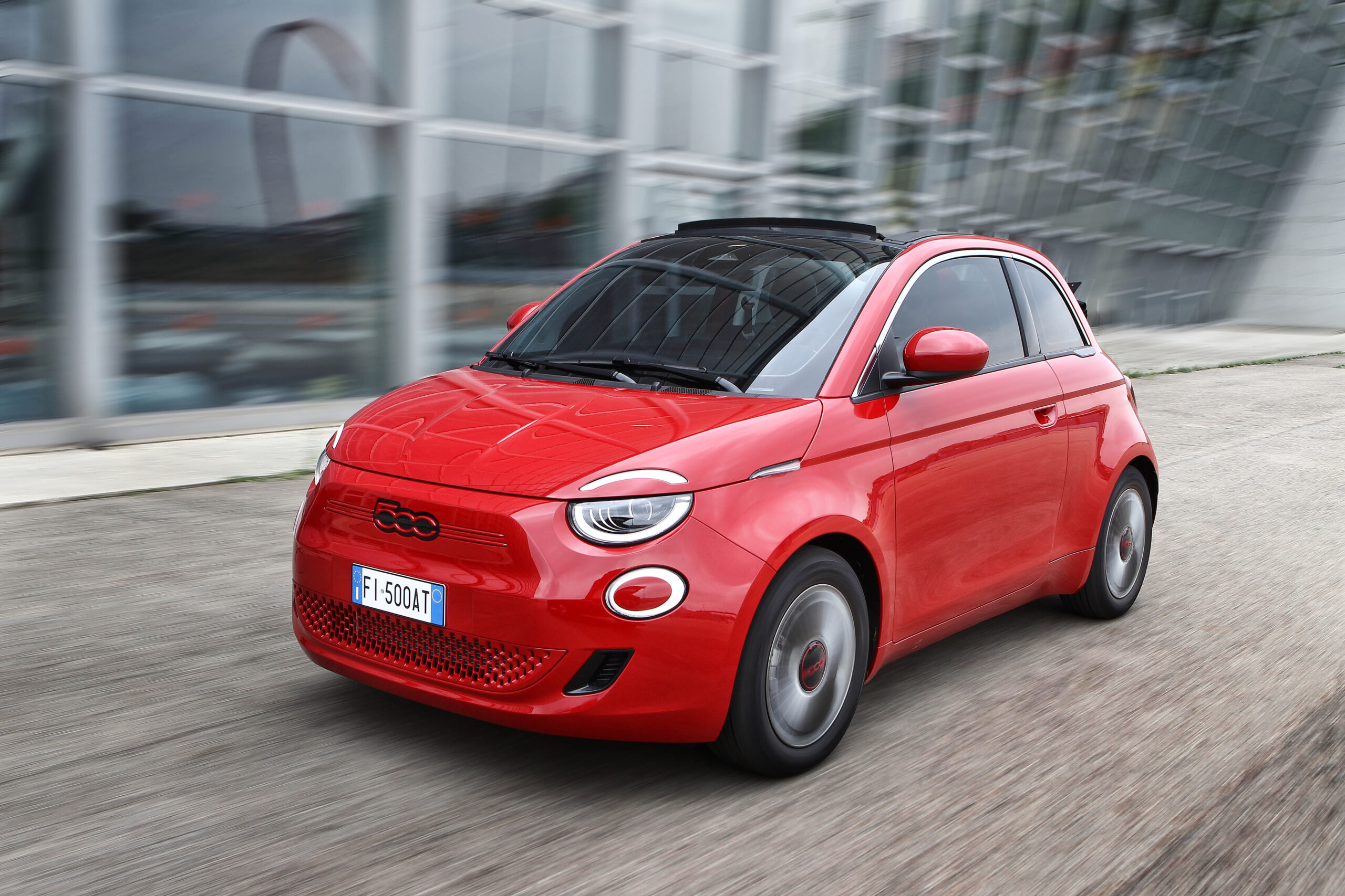 Fiat 500 3 porte - Noleggio No Scoring + Kasco Totale Danni - immagine 8
