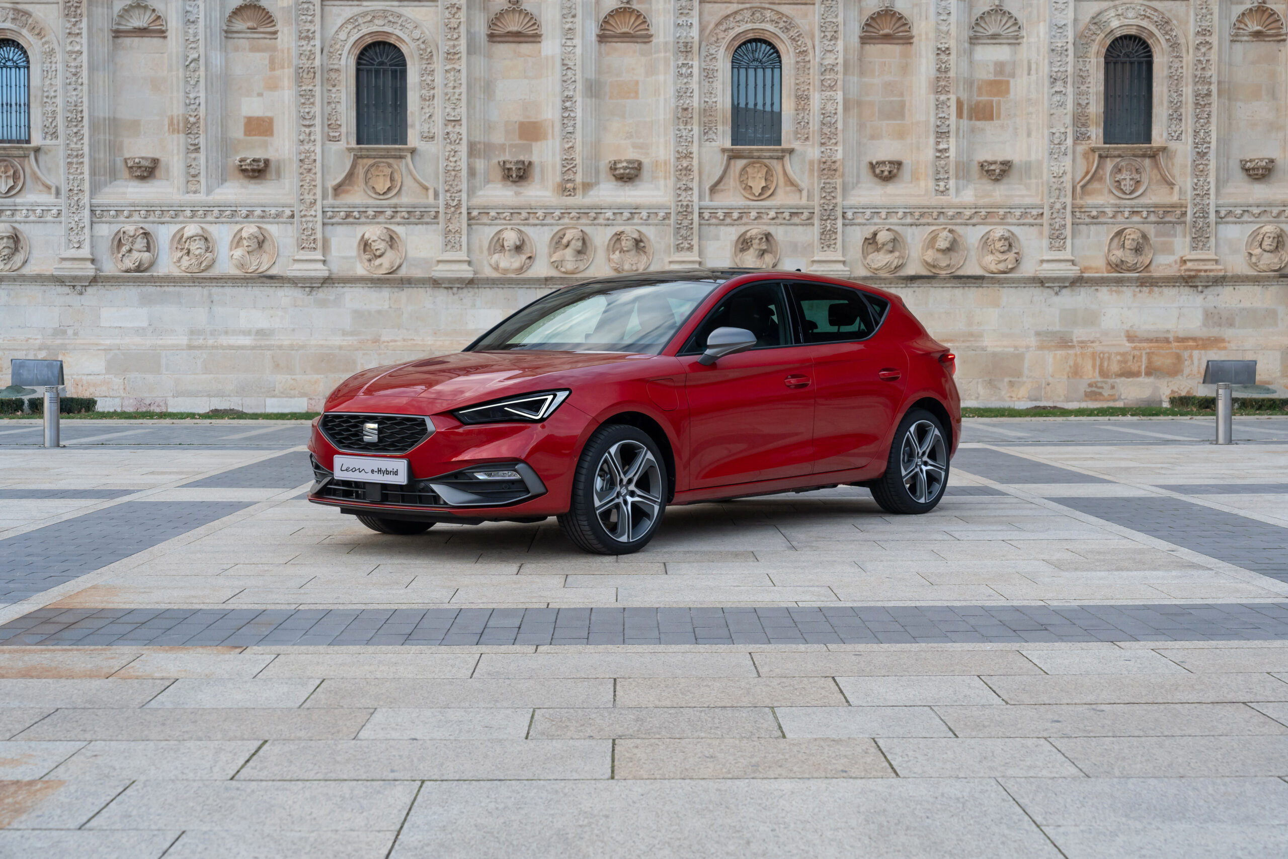 SEAT Leon - Noleggio No Scoring + Kasco Totale Danni - immagine 3
