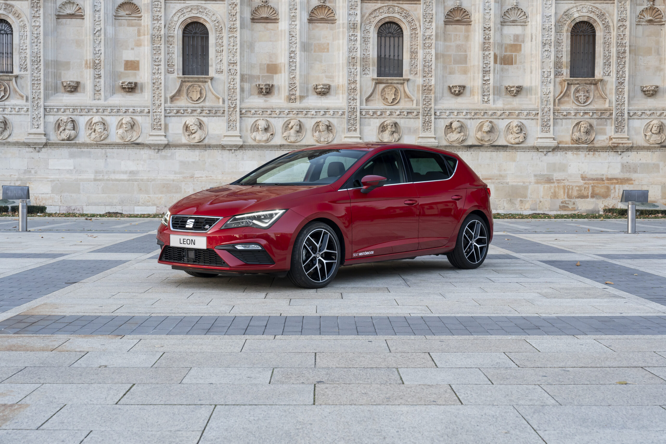 SEAT Leon - Noleggio No Scoring + Kasco Totale Danni - immagine 4