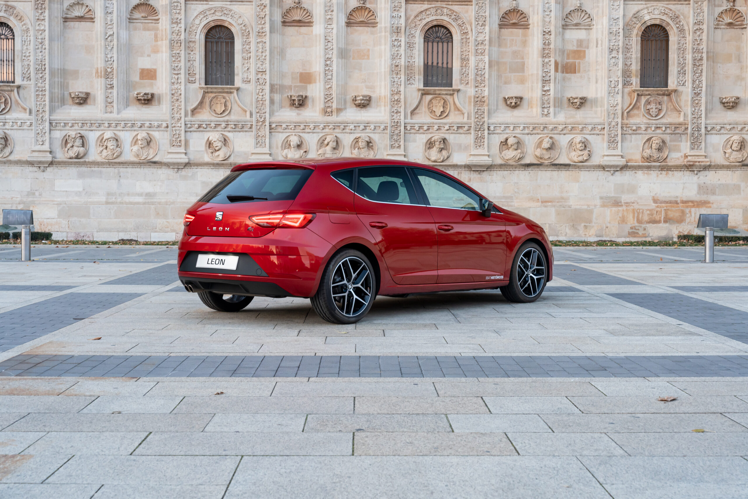 SEAT Leon - Noleggio No Scoring + Kasco Totale Danni - immagine 5